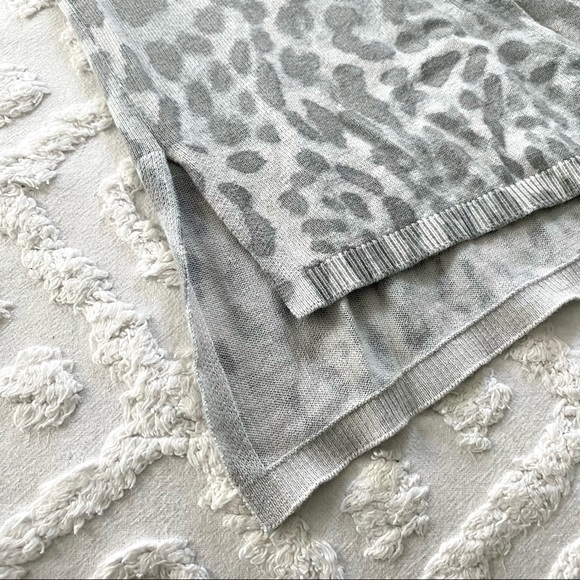 INC Grey Animal Print Leopard V-neck Sweater - Picture 3 of 3